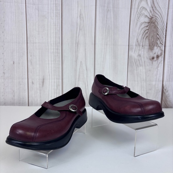 Dansko Vintage Mary Jane Platform Leather Clogs Buckle Burgundy Size 39/8.5-9 - Picture 4 of 15
